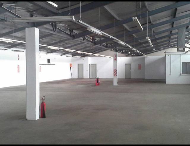 2,206M² FACTORY RENTED IN MAITLAND